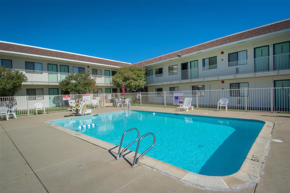 Motel 6-Redding, Ca - North Facilities photo