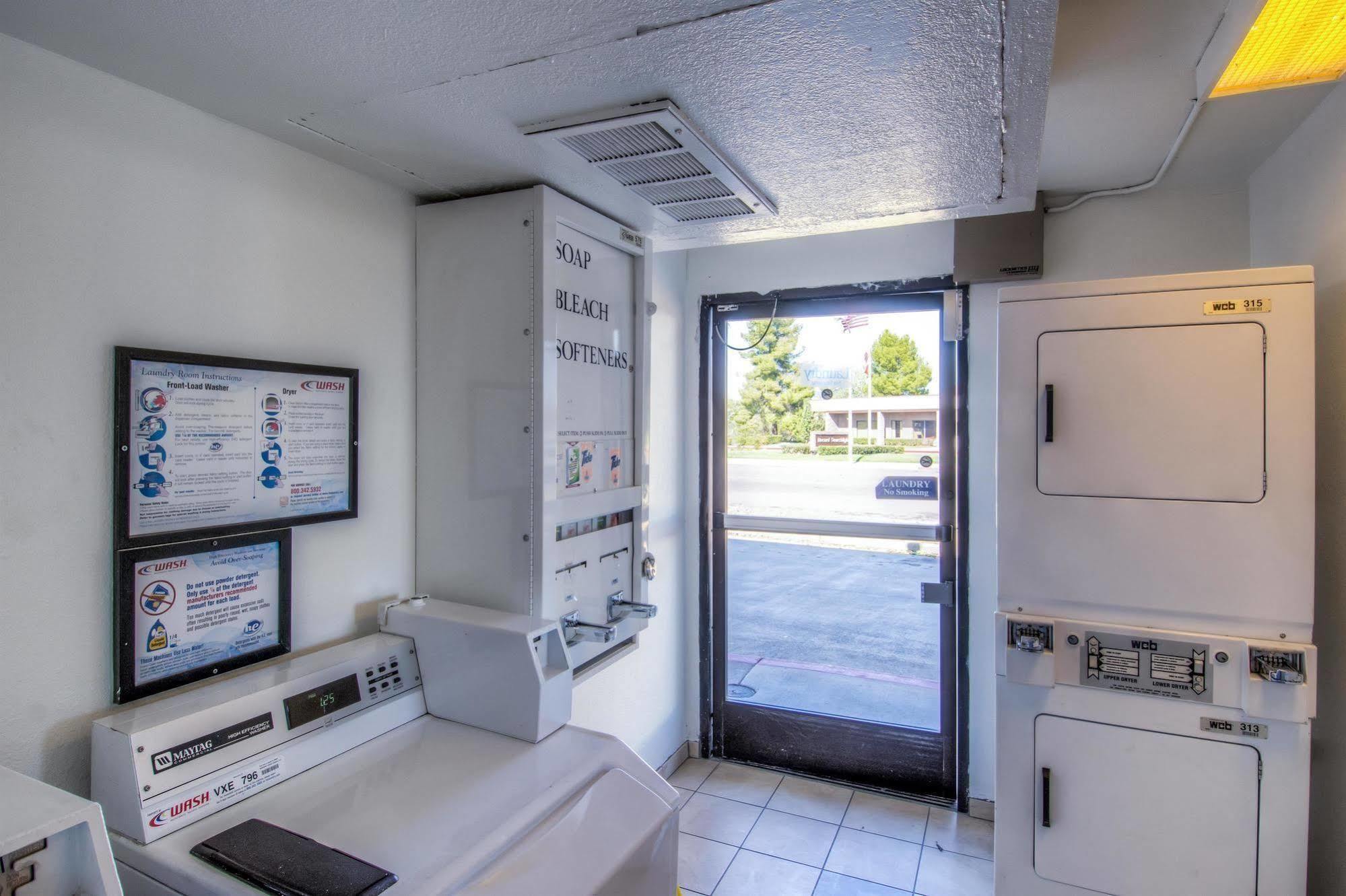 Motel 6-Redding, Ca - North Exterior photo